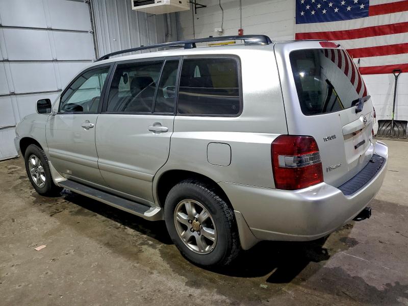 Photo 2 from auction – 2004 TOYOTA HIGHLANDER with VIN JTEEP21A840057150