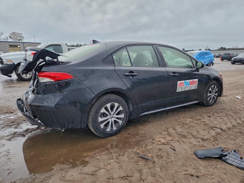 Photo 3 from auction – 2022 TOYOTA COROLLA LE with VIN JTDEAMDE5NJ057022