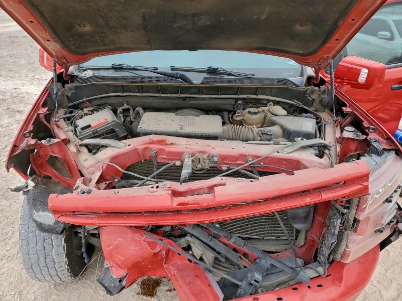 Photo 11 from auction – 2019 CHEVROLET SILVERADO with VIN 3GCPWCED3KG119525