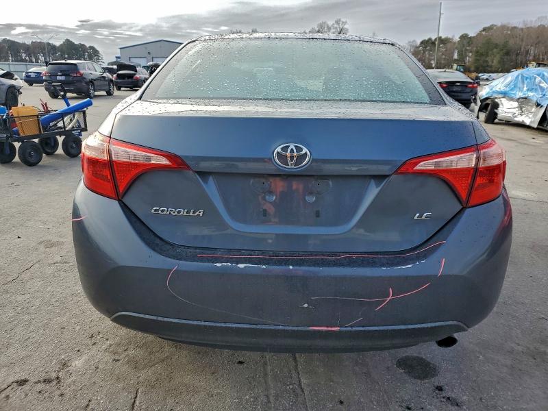 Photo 6 from auction – 2018 TOYOTA COROLLA with VIN 5YFBURHEXJP829702