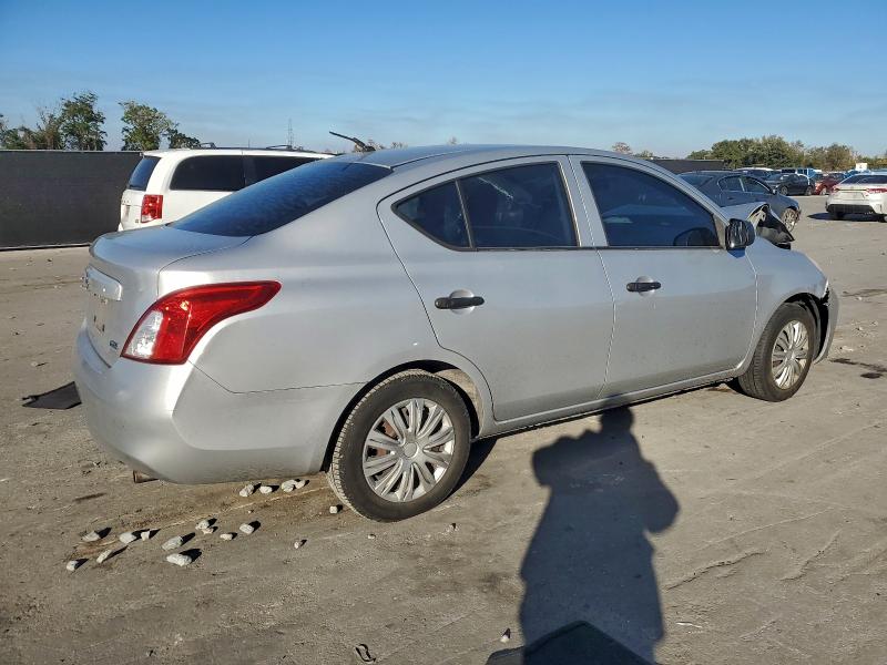 Photo 3 from auction – 2012 NISSAN VERSA S with VIN 3N1CN7AP0CL807776