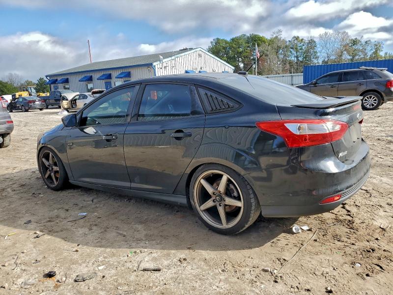 Photo 2 from auction – 2012 FORD FOCUS SE with VIN 1FAHP3F25CL288115