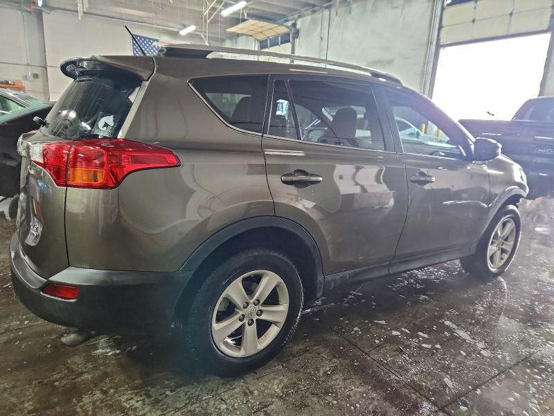 Photo 3 from auction – 2014 TOYOTA RAV4 XLE with VIN JTMRFREV0ED073433