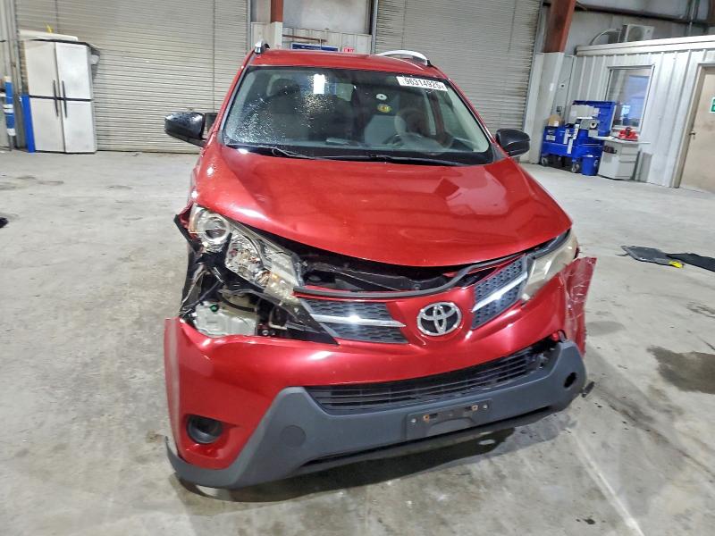 Photo 5 from auction – 2015 TOYOTA RAV4 LE with VIN JTMBFREV0FD145847