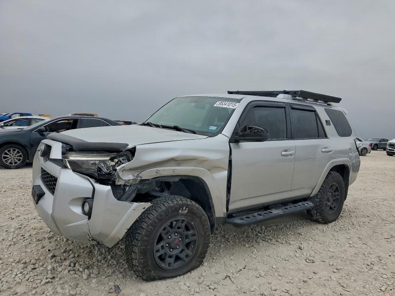 TOYOTA 4RUNNER SR 2017 with VIN JTEZU5JR4H5156168 - Photo from auction