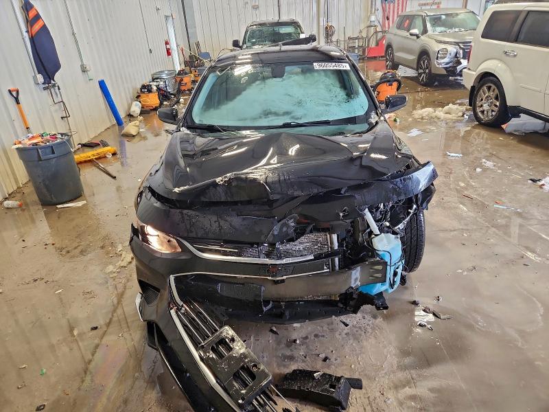 Photo 5 from auction – 2017 CHEVROLET MALIBU LT with VIN 1G1ZE5ST3HF211854