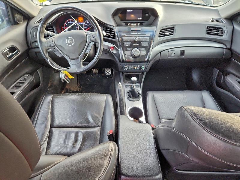 Photo 8 from auction – 2014 ACURA ILX 24 PRE with VIN 19VDE2E54EE000402