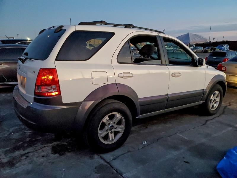 Photo 3 from auction – 2003 KIA SORENTO EX with VIN KNDJD733835050899