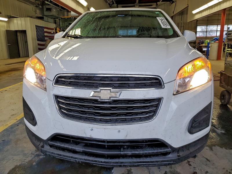 Photo 5 from auction – 2015 CHEVROLET TRAX LS with VIN KL7CJKSB5FB108189