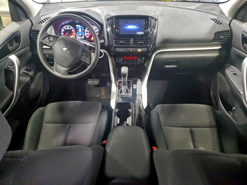 Zdjęcie 8 z aukcji – 2022 MITSUBISHI ECLIPSE CR z VIN JA4ATUAAXNZ047415