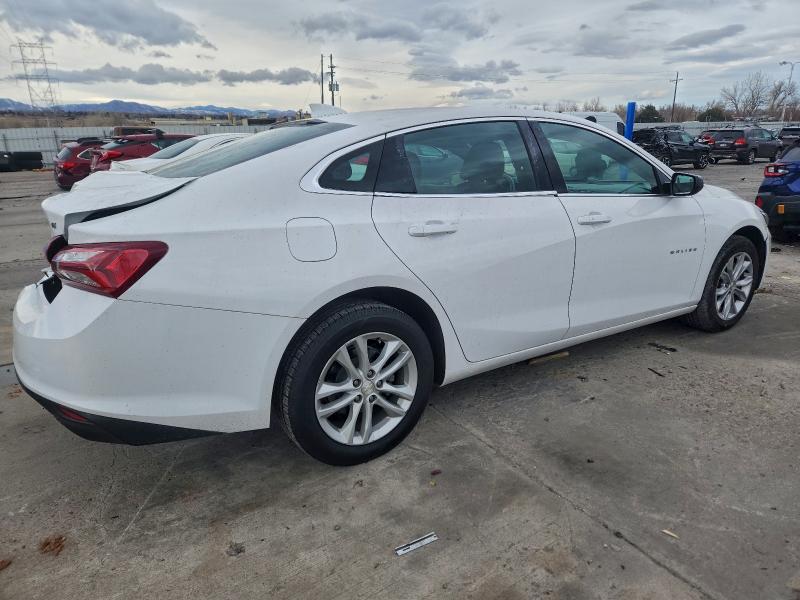 Photo 3 from auction – 2020 CHEVROLET MALIBU with VIN 1G1ZD5ST6LF056597