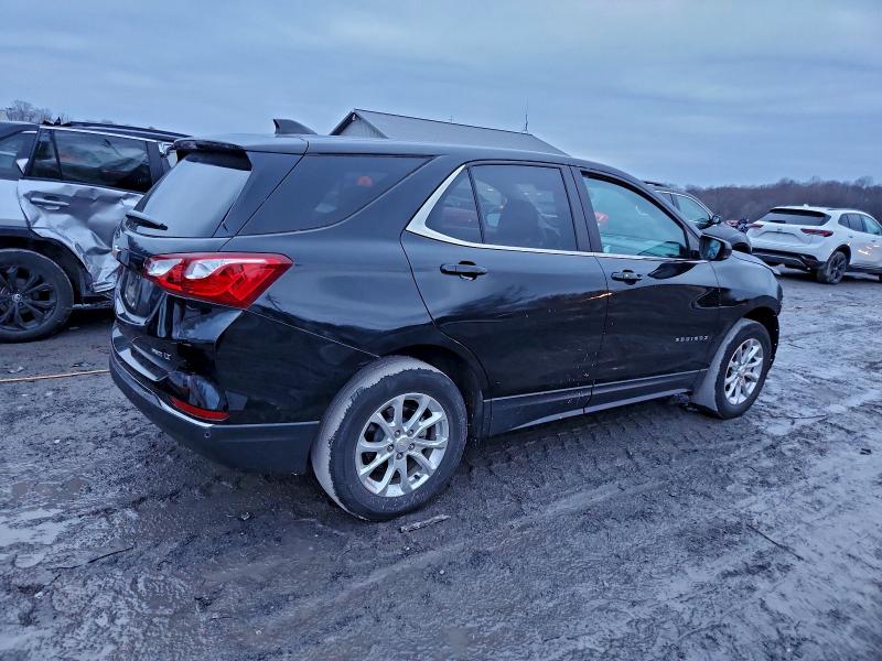Photo 3 from auction – 2021 CHEVROLET EQUINOX LT with VIN 2GNAXUEV7M6145844