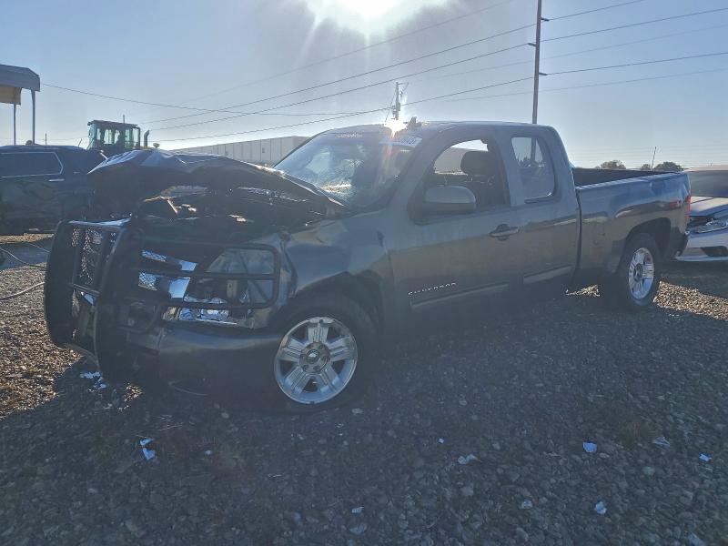 CHEVROLET SILVERADO 2011 with VIN 1GCRKTE33BZ155758 - Photo from auction