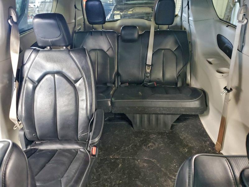 Фото 10 с аукциона – 2018 CHRYSLER PACIFICA L с VIN 2C4RC1GG8JR320794