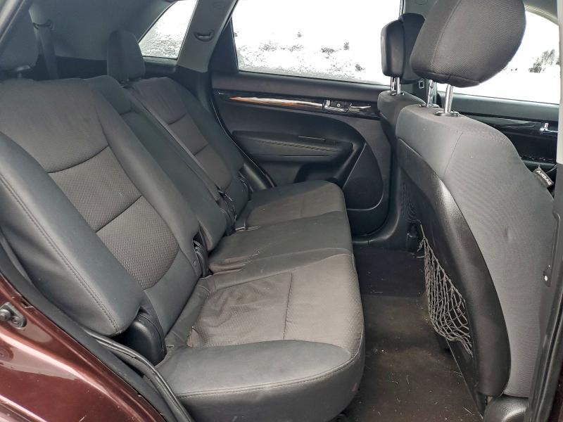 Photo 11 from auction – 2012 KIA SORENTO BA with VIN 5XYKTDA2XCG291743