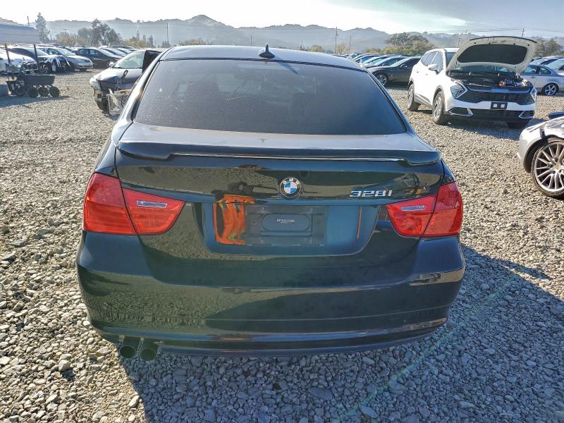 Foto 6 de la subasta – 2011 BMW 328 I SULE con VIN WBAPH5C5XBF093022