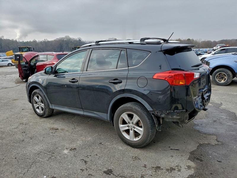 Photo 2 from auction – 2013 TOYOTA RAV4 XLE with VIN 2T3RFREV1DW122365