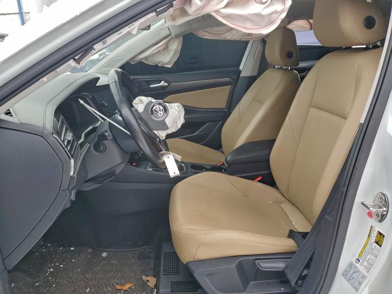 Photo 7 from auction – 2019 VOLKSWAGEN JETTA SEL with VIN 3VWE57BUXKM063779