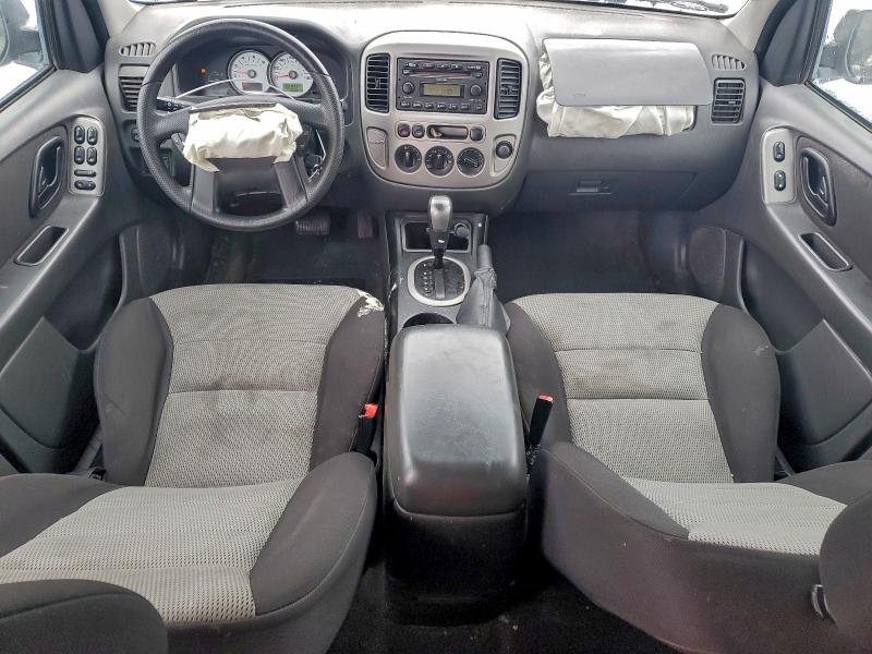 Photo 8 from auction – 2005 FORD ESCAPE XLT with VIN 1FMYU93175KA39868