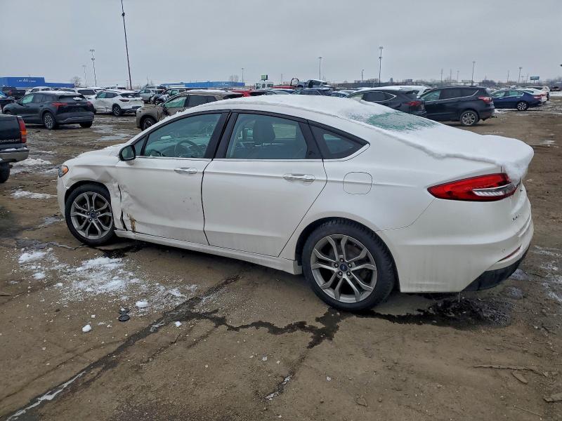 Photo 2 from auction – 2020 FORD FUSION SEL with VIN 3FA6P0CD5LR179490