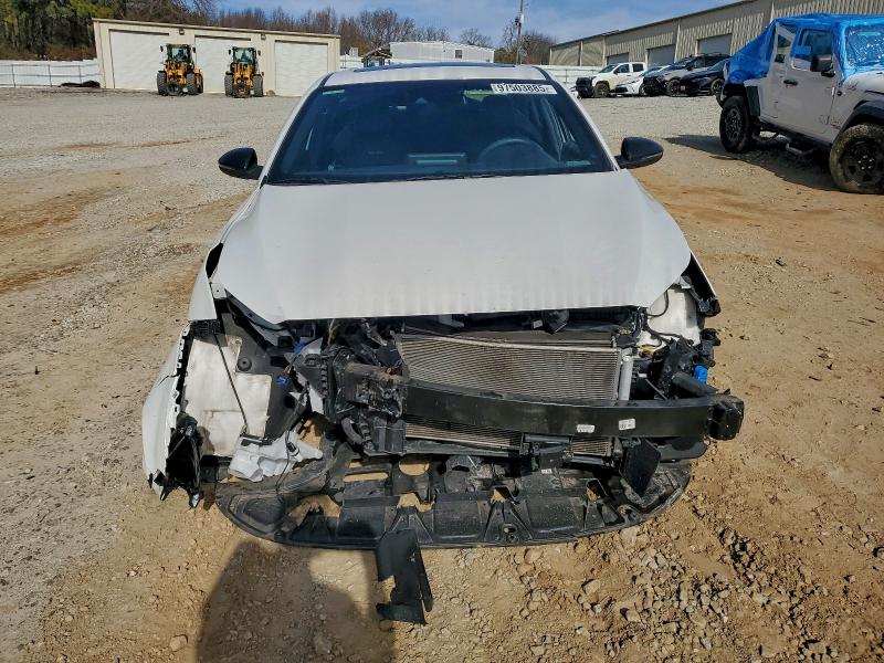 Photo 5 from auction – 2024 KIA FORTE GT L with VIN 3KPF54AD2RE722319