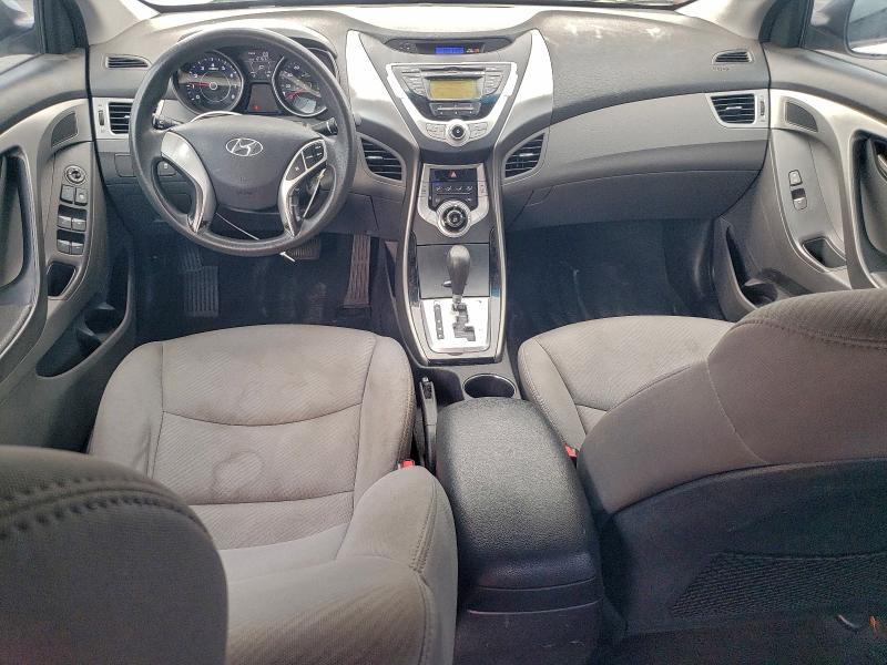 Photo 8 from auction – 2011 HYUNDAI ELANTRA GL with VIN 5NPDH4AE2BH028500