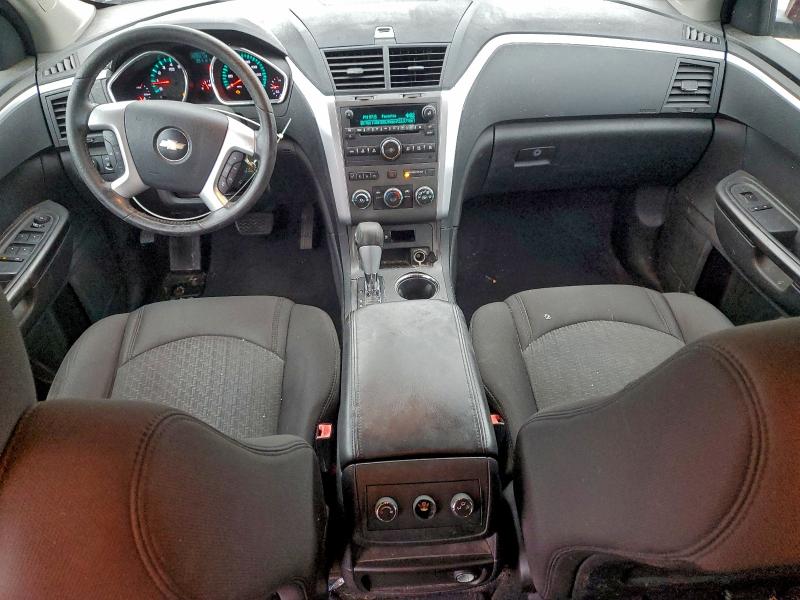 Photo 8 from auction – 2010 CHEVROLET TRAVERSE L with VIN 1GNLVFED4AS147948