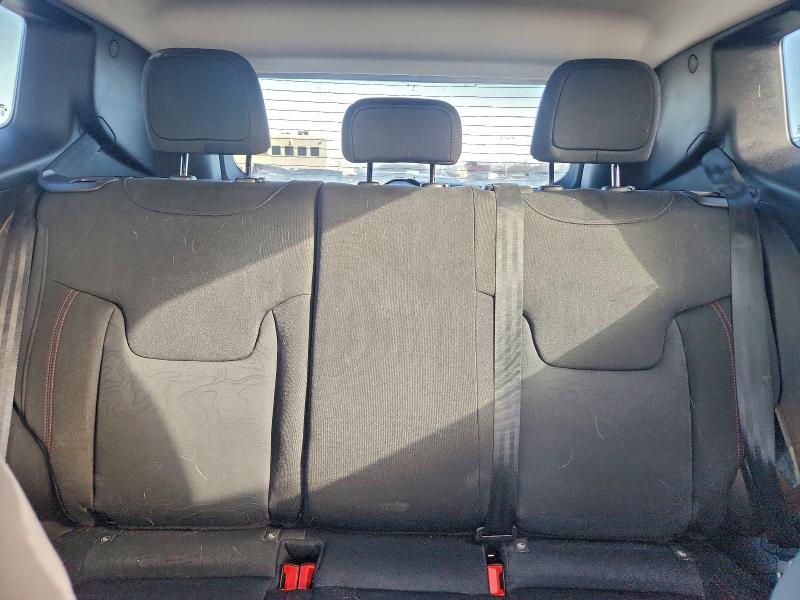 Photo 10 from auction – 2017 JEEP RENEGADE T with VIN ZACCJBCB6HPG28380