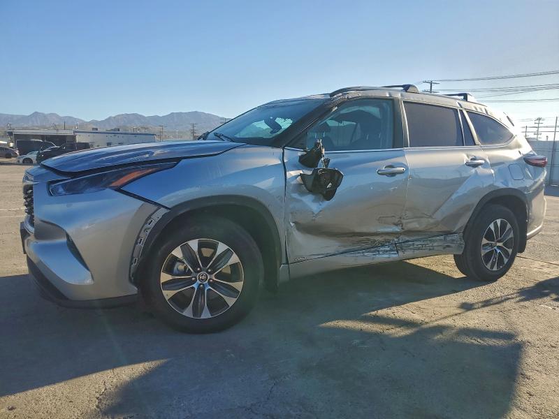 TOYOTA HIGHLANDER 2025 with VIN 5TDKBRCH1SS661500 - Photo from auction