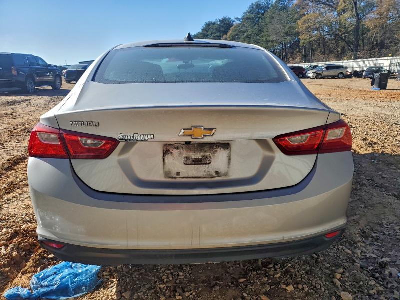 Photo 6 from auction – 2018 CHEVROLET MALIBU LS with VIN 1G1ZB5ST7JF290475