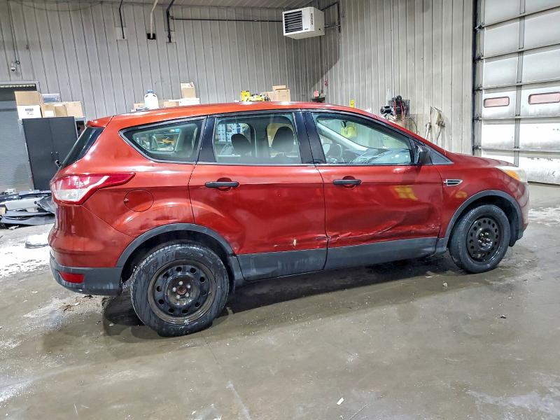 Photo 3 from auction – 2014 FORD ESCAPE S with VIN 1FMCU0F73EUB93262
