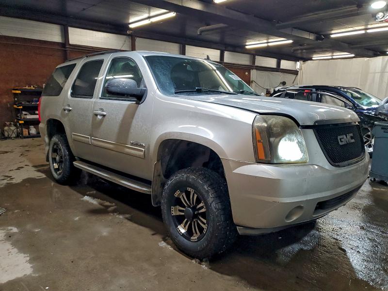 Photo 4 from auction – 2011 GMC YUKON SLE with VIN 1GKS2AE05BR349109