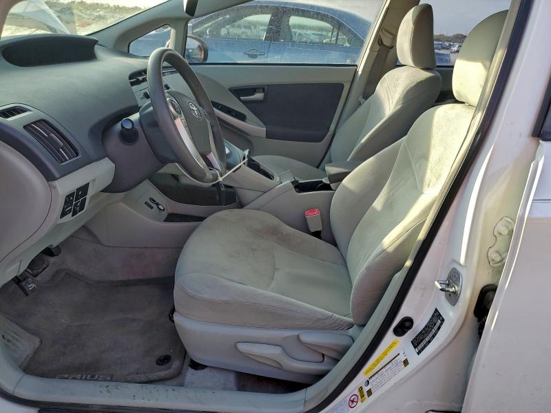 Photo 7 from auction – 2011 TOYOTA PRIUS with VIN JTDKN3DU5B5372268