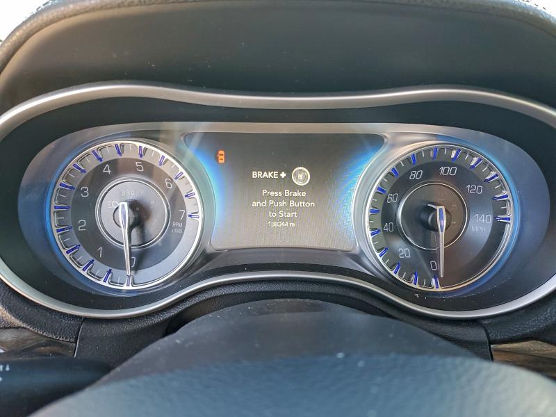 Photo 9 from auction – 2015 CHRYSLER 300 LIMITE with VIN 2C3CCAAG3FH792000