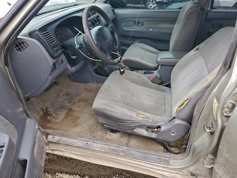 Photo 7 from auction – 2000 NISSAN FRONTIER C with VIN 1N6ED27Y8YC379175