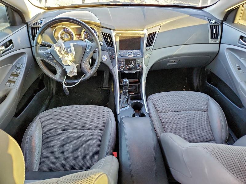 Photo 8 from auction – 2013 HYUNDAI SONATA SE with VIN 5NPEC4AC0DH600135