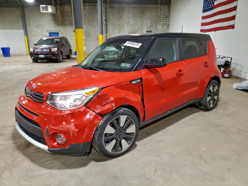 KIA SOUL + 2017 with VIN KNDJP3A55H7451987 - Photo from auction
