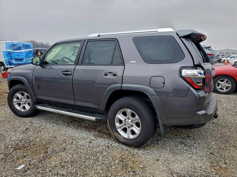 Photo 2 from auction – 2014 TOYOTA 4RUNNER SR with VIN JTEZU5JR8E5076755