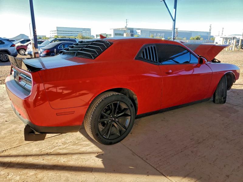 Photo 3 from auction – 2018 DODGE CHALLENGER with VIN 2C3CDZAGXJH246220