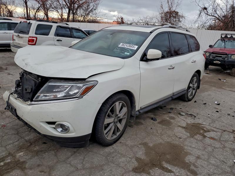 NISSAN PATHFINDER 2014 with VIN 5N1AR2MMXEC715128 - Photo from auction
