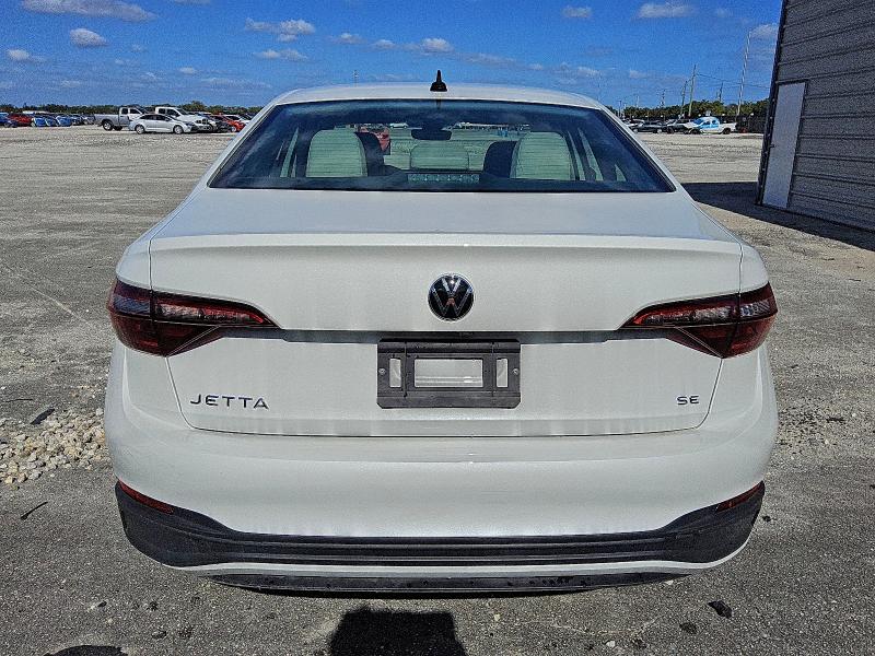 Photo 6 from auction – 2024 VOLKSWAGEN JETTA SE with VIN 3VW7M7BU1RM073722