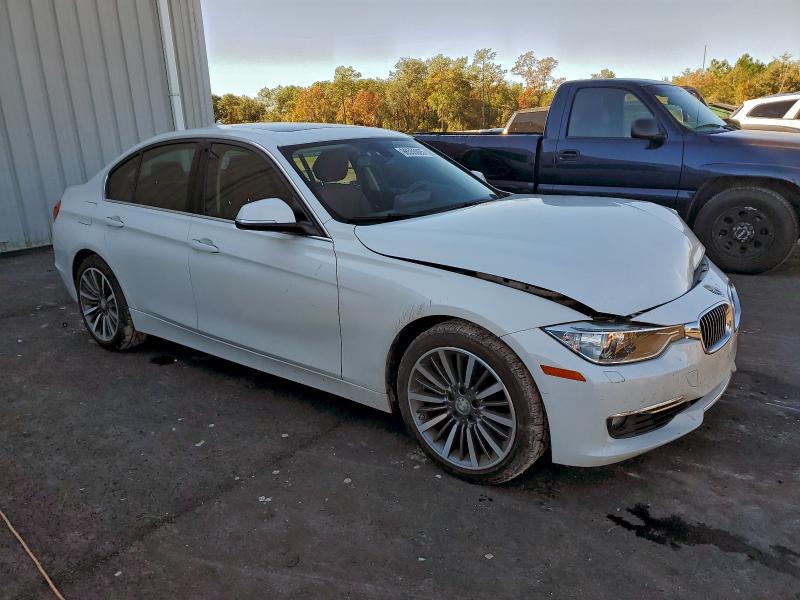 Photo 4 from auction – 2013 BMW 328 XI with VIN WBA3B3C52DF535038