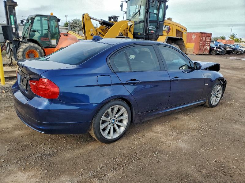 Photo 3 from auction – 2011 BMW 328 I with VIN WBAPH7C59BE460607
