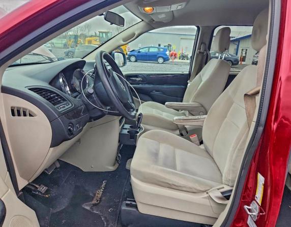 صورة رقم 7 من المزاد - 2015 DODGE GRAND CARA مع VIN 2C4RDGBG8FR668674