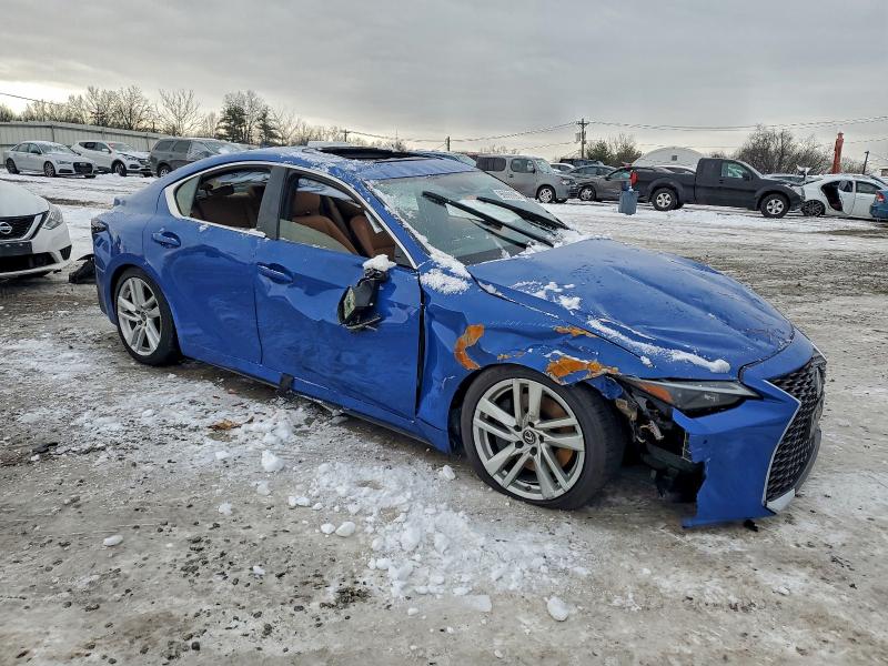 Photo 4 from auction – 2021 LEXUS IS 300 with VIN JTHC81F29M5044364
