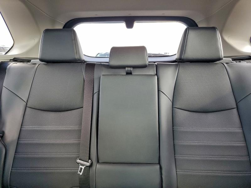 Photo 10 from auction – 2024 TOYOTA RAV4 LIMIT with VIN JTMD6RFV2RD150219
