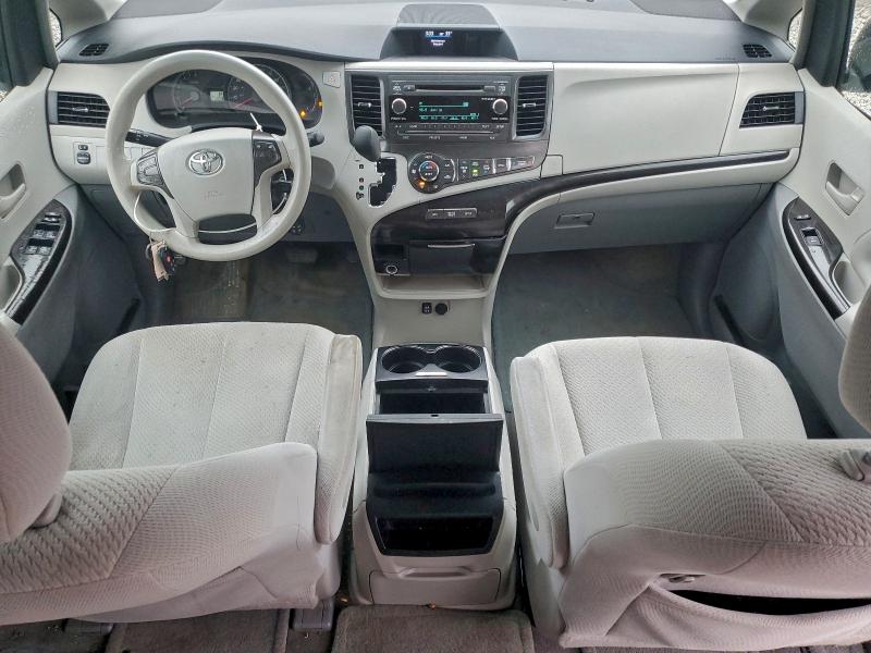 Photo 8 from auction – 2014 TOYOTA SIENNA LE with VIN 5TDJK3DC4ES074630