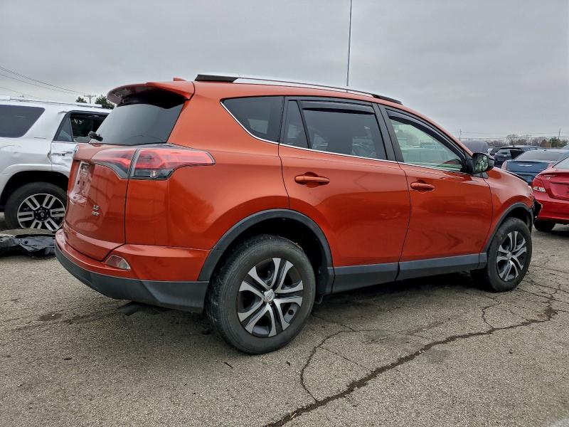 Photo 3 from auction – 2016 TOYOTA RAV4 LE with VIN JTMBFREV1GJ097374