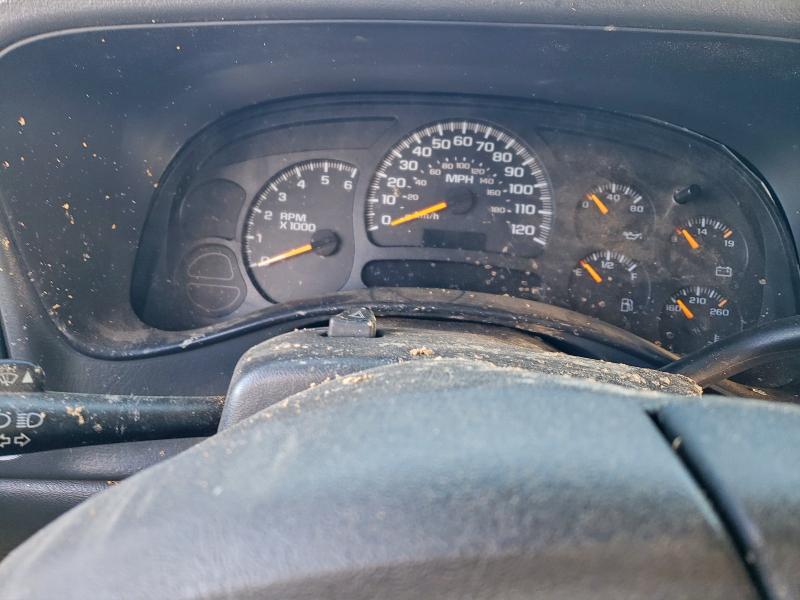 Photo 9 from auction – 2004 CHEVROLET SILVERADO with VIN 1GCEK19T04Z245403