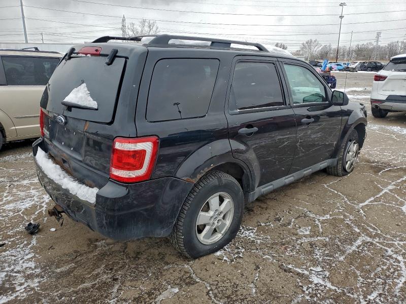 Photo 3 from auction – 2010 FORD ESCAPE XLT with VIN 1FMCU9D77AKA50716